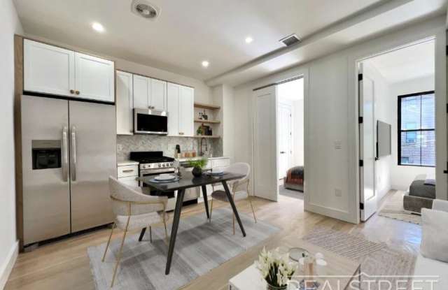Photo of 422 Humboldt Street