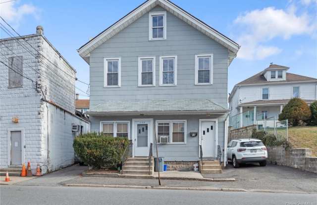226 Glen Cove Avenue unit: 2