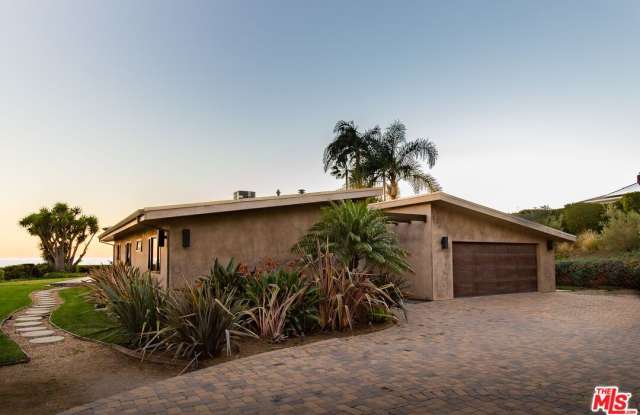 20247 PIEDRA CHICA Rd