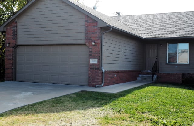 4621 N Ironwood Cir - 4621 North Ironwood Circle, Wichita, KS 67226