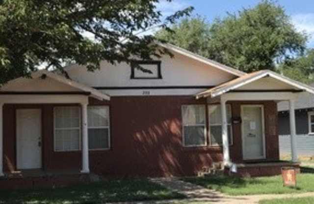 Photo of 2018 16th Unit A