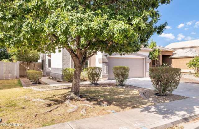 7515 E LAGUNA AZUL Avenue