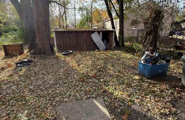 989 West Packard Street