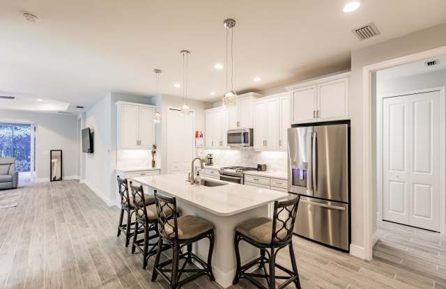 Photo of 11651 Solano Dr