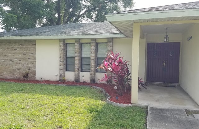 549 NE Burlington Avenue - 549 Burlington Avenue Northeast, Palm Bay, FL 32907