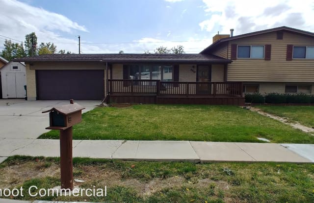 380 W 1050 N - 380 Redwood Street, Layton, UT 84041