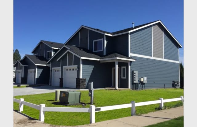 10659 Spoor Lane - 10659 N Spoor Ln, Hayden, ID 83835