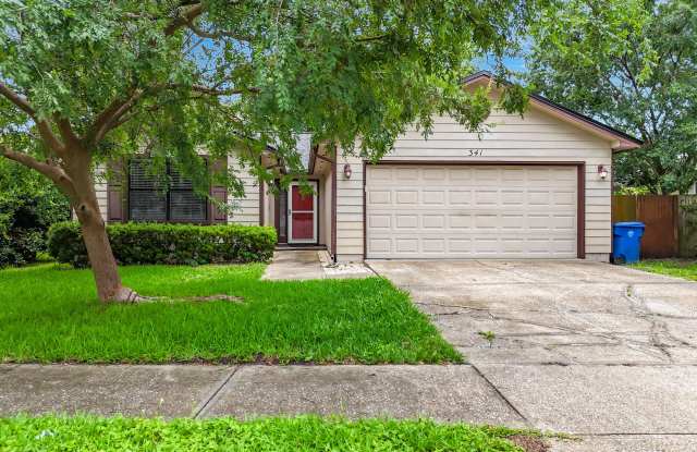 341 HICKORY HOLLOW Drive N