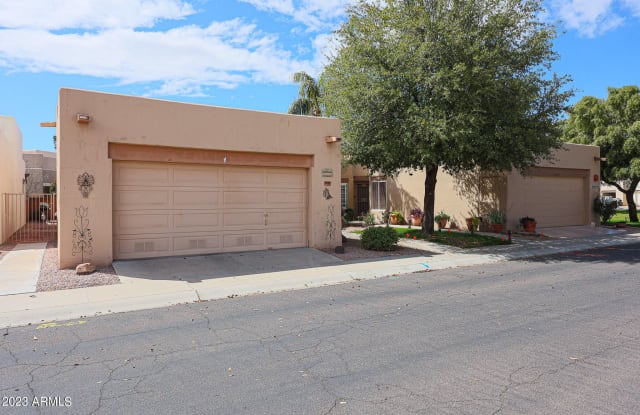 17224 N ZUNI Trail - 17224 North Zuni Trail, Surprise, AZ 85374