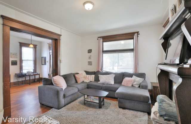 92 East 11th Avenue