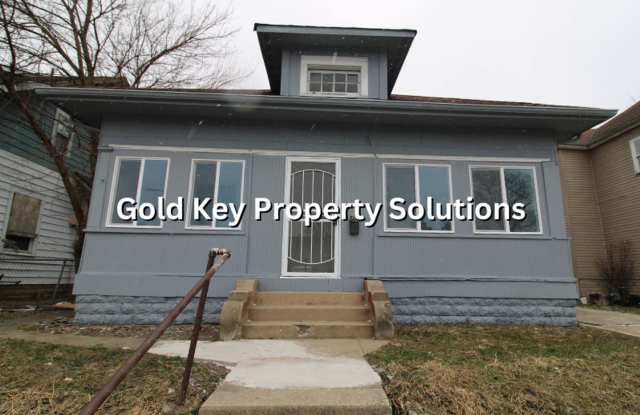 Photo of Large 2 BR 1 BA House Near Downtown Anderson (NO SECTION 8)