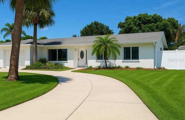 Photo of 4201 14TH WAY NE