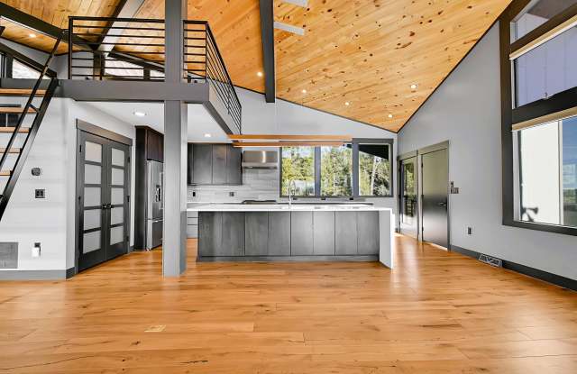 11845 US Highway 285