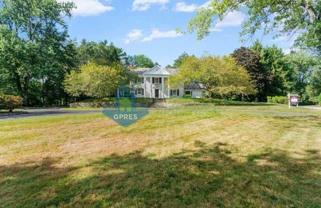 Elegant Fox Chapel 4-Bedroom, 3.5-Bath Home