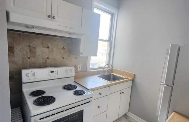 36 Hillside Avenue unit: 1