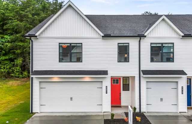 Photo of 1805 Bennett Village Drive