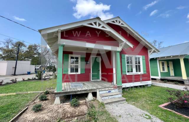 516 Lamar Street