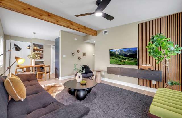 1028 Calloway Street