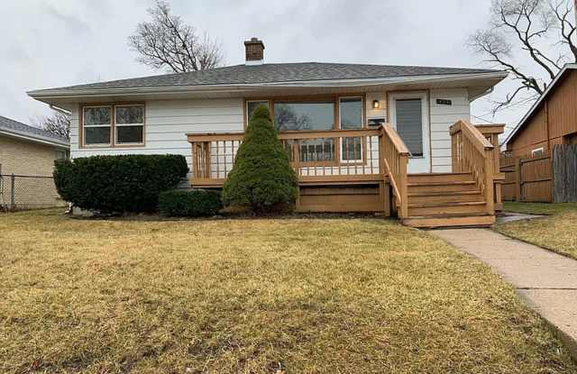 3 Bedroom House in Waukegan
