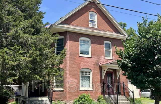 40 Monroe Street -