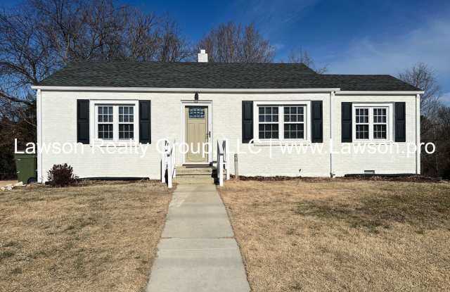Updated, Three Bedroom Ranch in Salem!