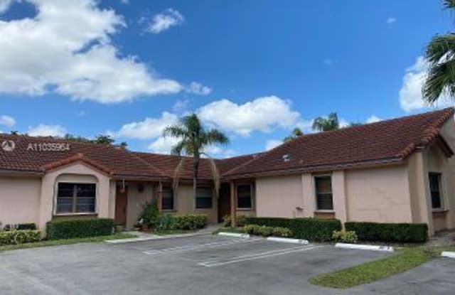 17085 NW 60th Ct - 17085 NW 60th Ct, Country Club, FL 33015