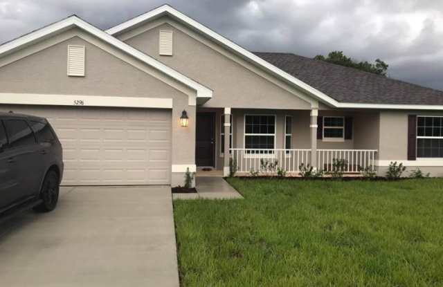 5296 Deltona Blvd