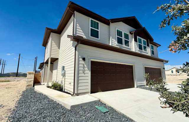 Photo of Want luxury living in the Far West ...Look no further...Amanda Park is it!