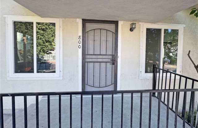 Photo of 800 Rosemont Avenue