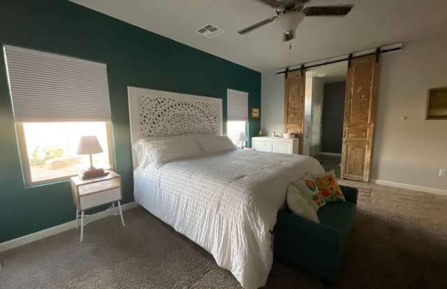 Photo of Furnished 4 Bedroom in NW Tucson