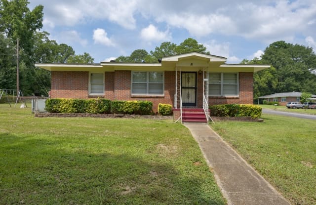 912 Daniel Dr - 912 Daniel Drive, Birmingham, AL 35228