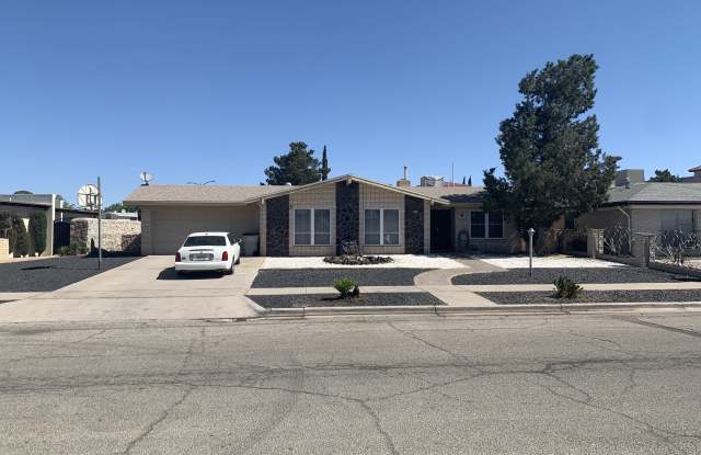 Photo of 10609 Lakewood Avenue