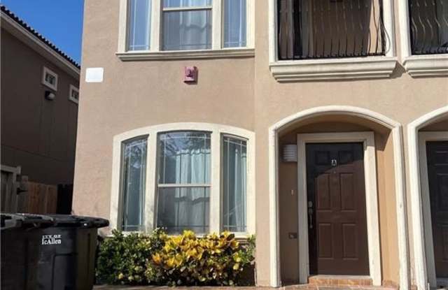 Photo of 1305 E Olympia Avenue unit: A