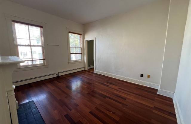 413 Washington Street