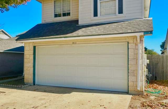 4 Bed/ 2.5 Bath on 1411 Saint Leger in Pflugerville Tx