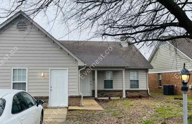 7091 Hampton Dr