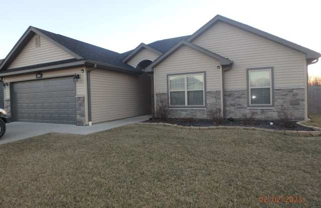 100 Summit Peak Dr