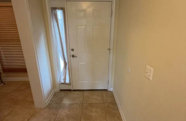 2270 Valor Dr