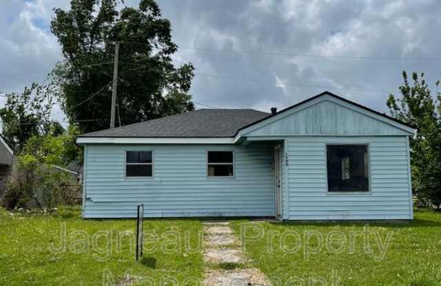1900 9th Ave