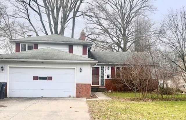 6580 Forest Glen Avenue - 6580 Forest Glen Avenue, Solon, OH 44139