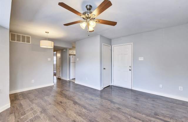 2104 Cullen Avenue #4-124,