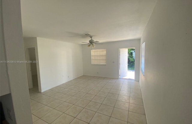 235 SW 12th St - 235 Southwest 12th Street, Dania Beach, FL 33004