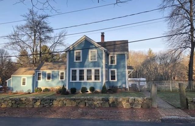 267 Dudley Rd - 267 Dudley Road, Middlesex County, MA 01730