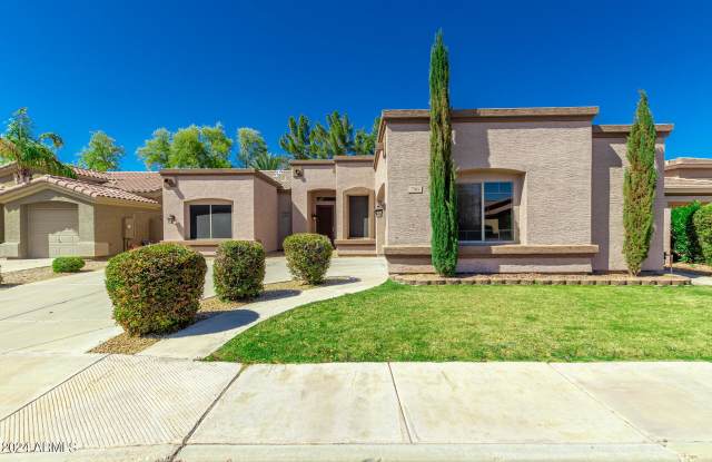 756 W CITRUS Way - 756 West Citrus Way, Chandler, AZ 85248