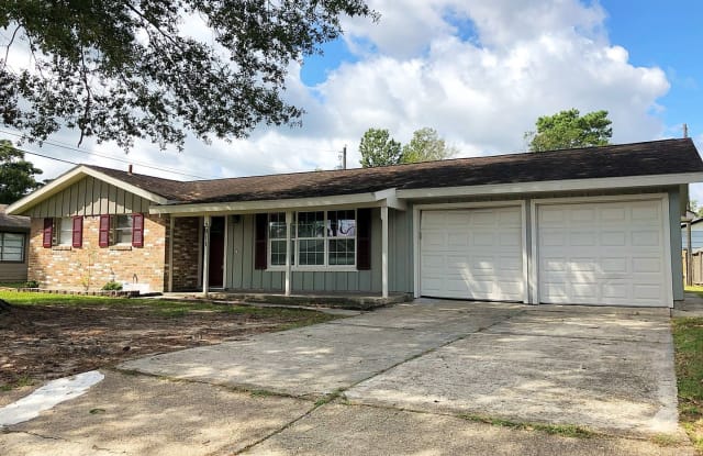 3911 Beverly Ave - 3911 West Beverly Street, Orange, TX 77632