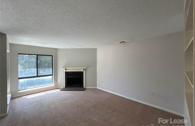 4804 Spring Lake Drive unit: E
