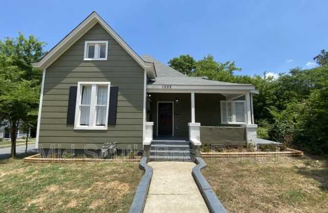 Photo of 1222 W 19th St A