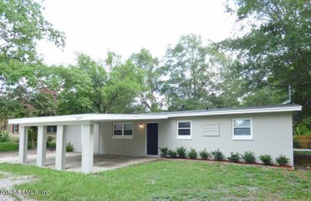 6835 TINKERBELL LN - 6835 Tinkerbell Lane, Jacksonville, FL 32210