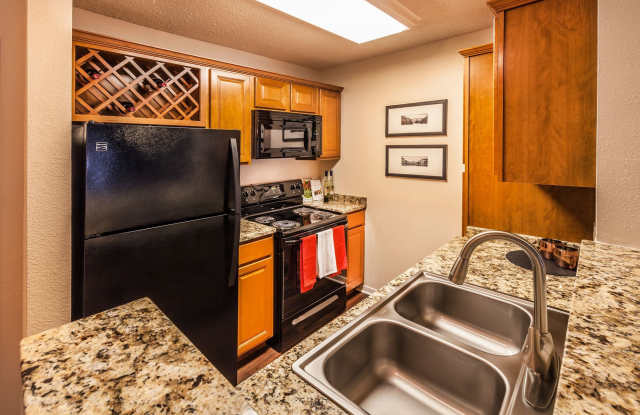 Canal Square Apartments of Indianapolis