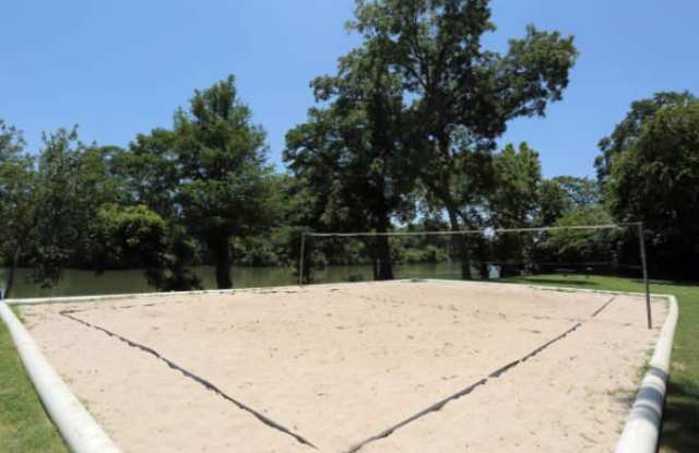 770 N Interstate 35 Frontage Rd, #1294